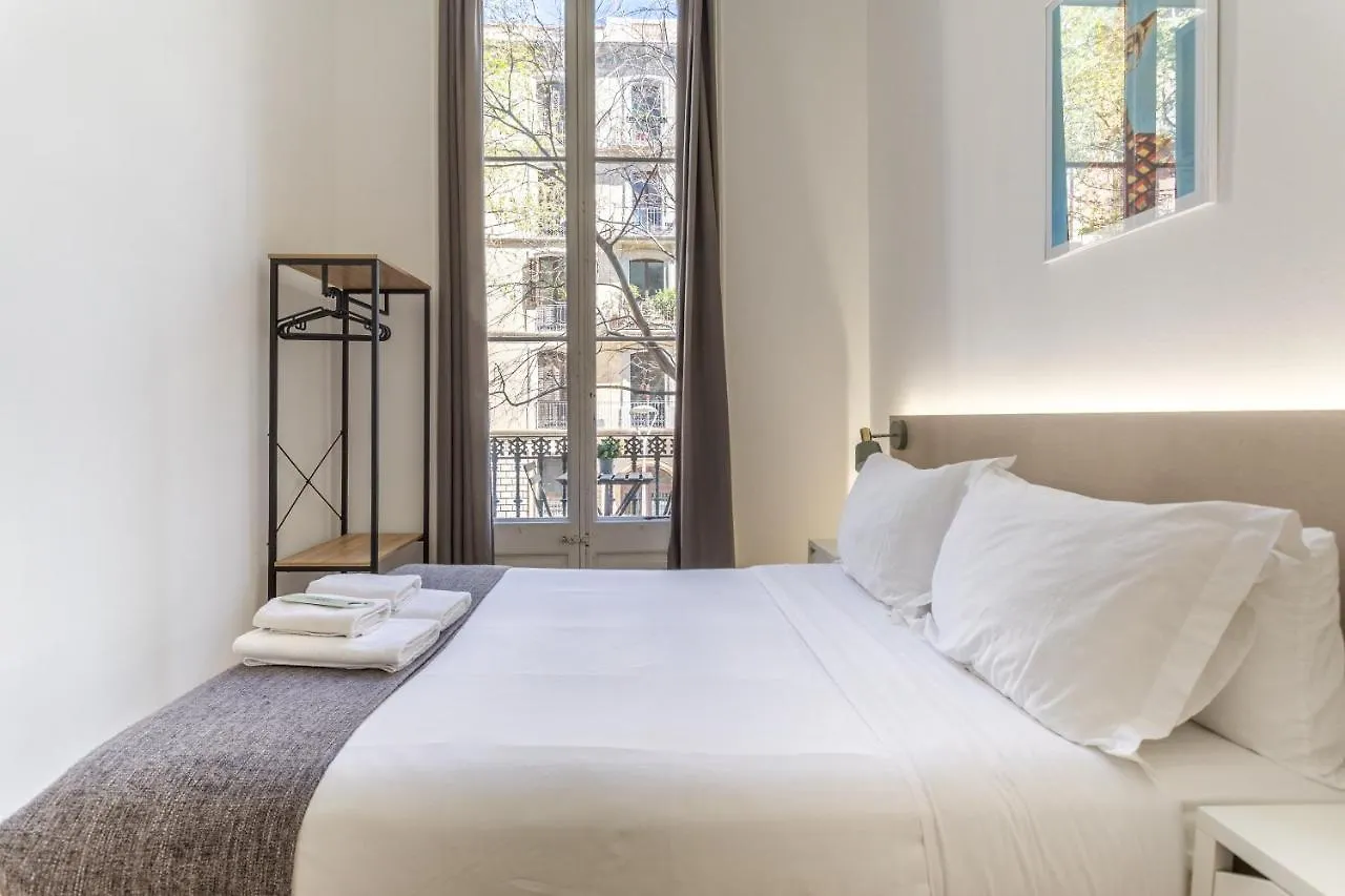 Casa Lolita Hotel Barcelona 2*,